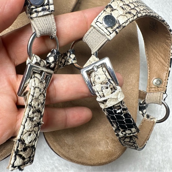 Vionic Kirra Snakeskin Sandals - Black and Cream Orthotic Comfortable Size 7 - Picture 11 of 14